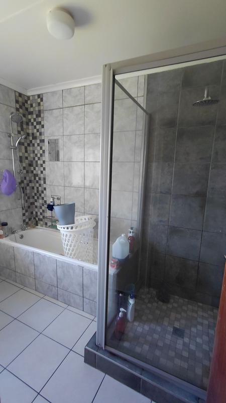 6 Bedroom Property for Sale in Ferreira Free State